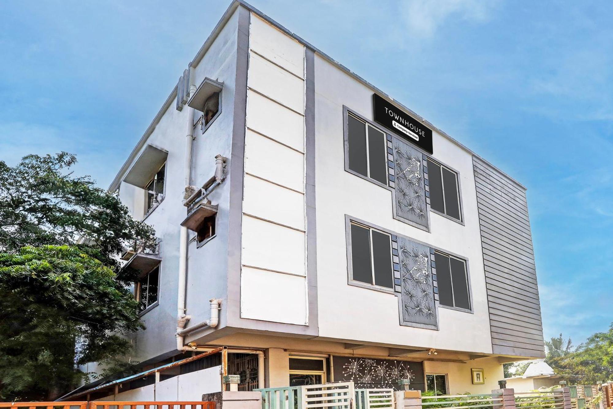Super Townhouse Chandrasekharpur ブバネーシュワル エクステリア 写真